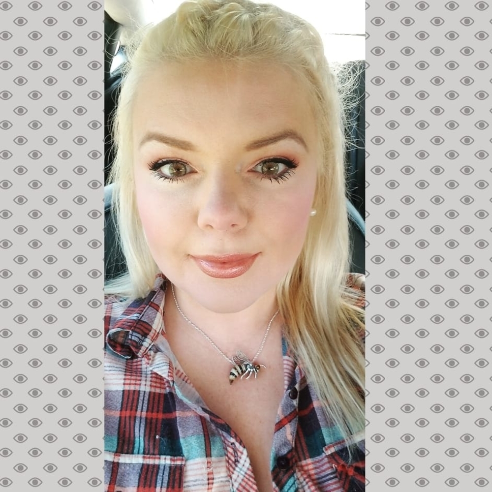 Meet your Posher, Mollee